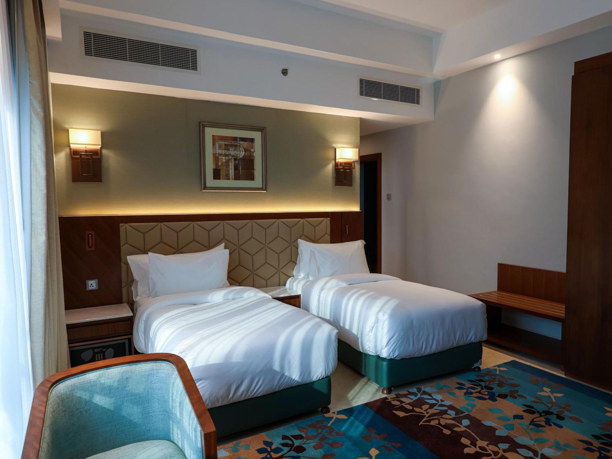 The Seven Hotel Al-Manamah Bagian luar foto